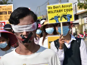 Myanmar Revokes Licenses of 5 Media Companies