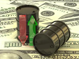 Oil Mixed, API Shows Draw of Over 4 Million Barrels