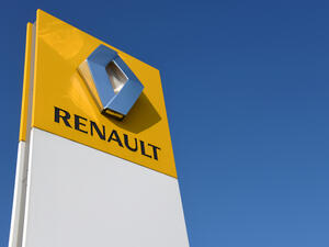 Renault Group Announces Strategic Cooperation With STMicroelectronics