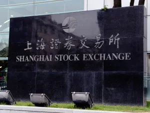 $420 Billion Erased from China's Stock Market Due to Virus Concerns