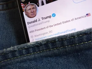 Twitter Accused of Hypocrisy After Declaring Accessing to Its Platform Is 'Human Right'
