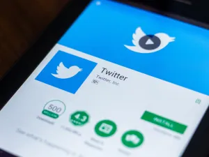 Bezos, Gates, Obama Among High-Profile Accounts Hacked In The Biggest Twitter Hack Of All Time 