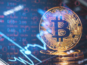 أسعار العملات الرقمية: البيتكوين ينخفض إلى 41 ألف دولار