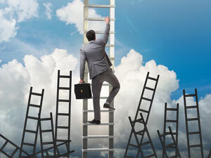 7 Things You Need to Start Doing to Get Ahead in Business Management