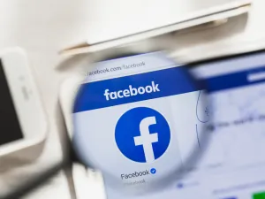 Facebook Employees Demand Equal Treatment for Pro-Palestinian Content