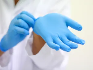 World's Top Latex Glove Manufacturer Shuts Down Factories Due to COVID-19