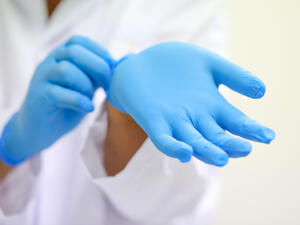 World's Top Latex Glove Manufacturer Shuts Down Factories Due to COVID-19