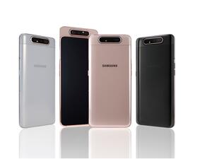 تعمل بطارية Galaxy A80 التي تبلغ سعتها 3،700 مللي أمبير في الساعة، مع شحن فائق السرعة بقدرة 25 واط على إبقائك متصلاً لفترة أطول