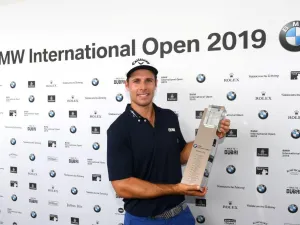 Pavan with trophy