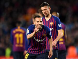 آلبا يحتفل بهدفه