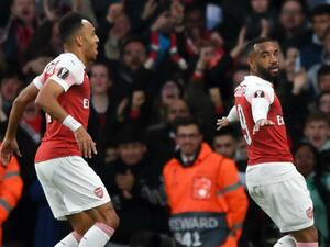 آرسنال على أعتاب بلوغ النهائي