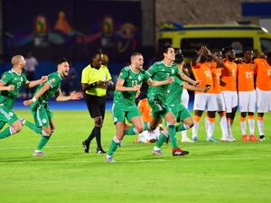 Serey Die's miss in the penalty shoot-out cost Ivory Coast as Algeria edged into an Africa Cup of Nations semi-final against Nigeria.