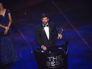 آليسون يظفر بالجائزة