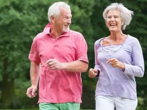 Researchers say that exercise grows brain cells, which can help slow the disease. (Photo express.co.uk)