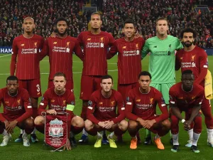  A former defender at Anfield believes public displays of passion show how badly those on Merseyside want to taste Premier League title success 