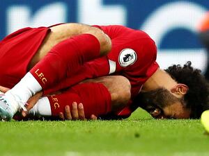 إصابة صلاح تبعده عن مواجهة مانشستر يونايتد