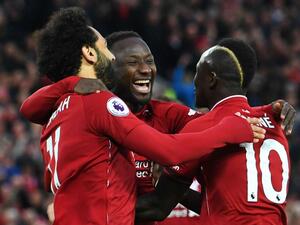 فوز كبير للريدز