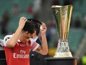  The attacking midfielder has been out of action for over a month and the Gunners' coach is in no rush to bring him back to the squad 