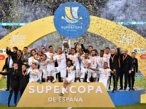  After a frustrating encounter, Sergio Ramos kept his cool to slot in the winning penalty as Real Madrid claimed the Supercopa de Espana. 