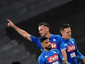 رويز يحتفل بهدفه