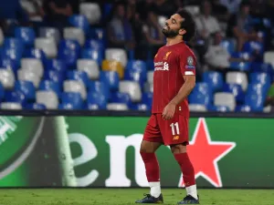  The Reds boss thought the Foxes midfielder should have seen red for a tackle that saw his star man limp off with the game level 