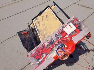 The technology addresses the problem of decreased efficiency in the production of electricity by photovoltaic solar panels caused by harsh environmental conditions. (Photo/Social media)