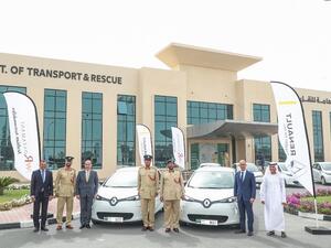 Brig. Dr/ Mohammad Al Razooqi, General Director - General Department of Transport and Rescue and Brig. / Ahmad Shuhail, Deputy General Director – General Department of Transport and Rescue and Lt. Colonel/ Sultan A. Ali Almarri, Fleet director- General Department of Transport and Rescue at Dubai Police, Mr. Salah Yamout, Director of Sales and Marketing and Mr. Ahmad Zaher Sabbagh, Deputy General Manager and Mr. Mohammed Essa Al Qubaisi, Manager at Arabian Automobiles Company.