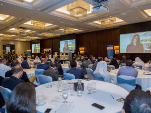 خلال المؤتمر