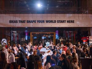 خلال حفل الاستقبال