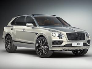 Bentley Bentayga V8 Design Series_Exterior Extreme Silver & Newmarket