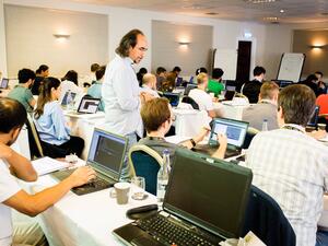 خلال التدريب العملي