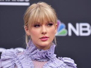 تايلور سويفت