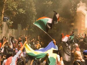 Protesters gather on the streets of Khartoum on June 17, 2019 (photo provided by anonymous source on the ground) banner image