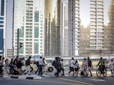 Explosions reported in Dubai as missile strikes hit near Bandar Abbas