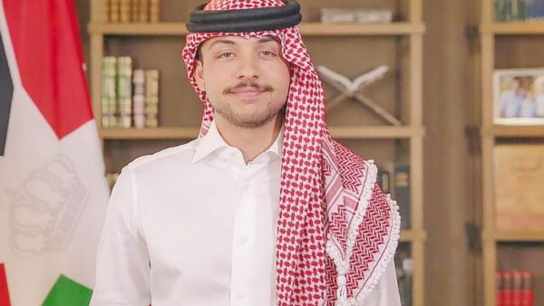 ولي العهد الأردني الأمير الحسين بن عبدالله صاحب مبادرة (ض).