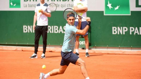 فيدرر يعود إلى رولان غاروس