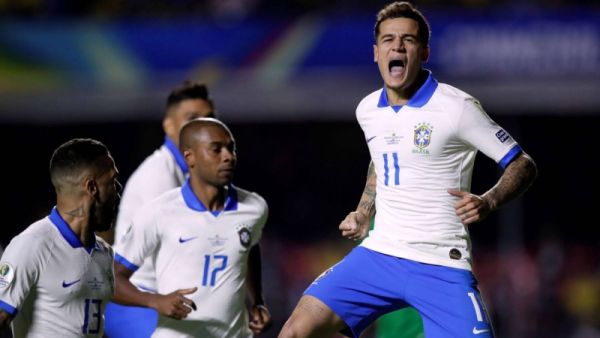 كوتينيو يقود البرازيل للفوز