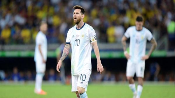 الحظ يتخلى عن ميسي مجدداً مع منتخب الأرجنتين