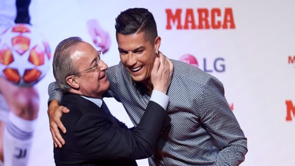 بيريز يحضن رونالدو