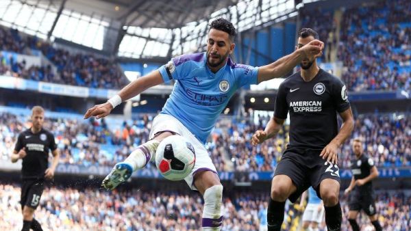 محرز يواصل التألق