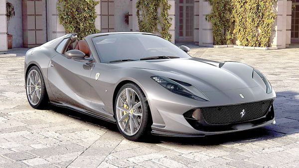 فيراري 812 GTS