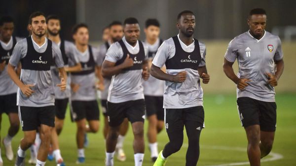 جانب من تدريبات منتخب الإمارات