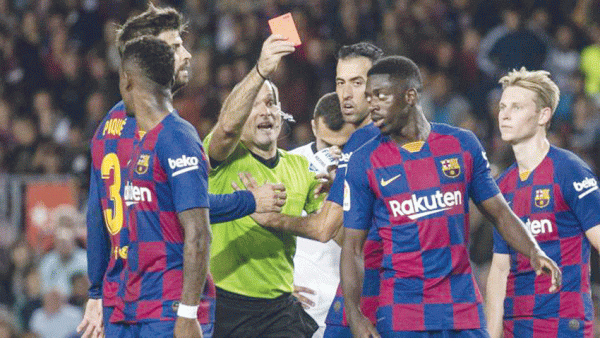 لاهوز يشهر البطاقة الحمراء في وجه ديمبيلي