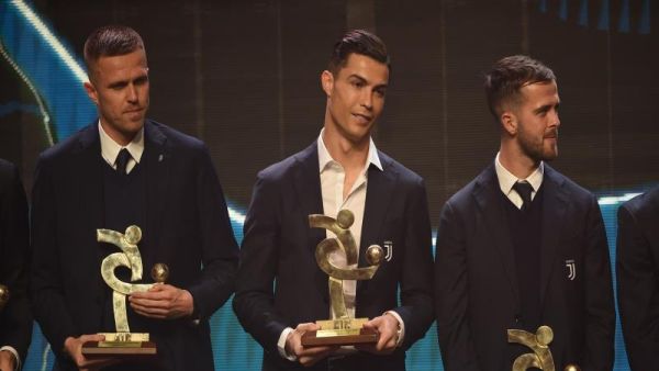 لاعبو يوفنتوس تسيدوا جوائز الدوري الإيطالي