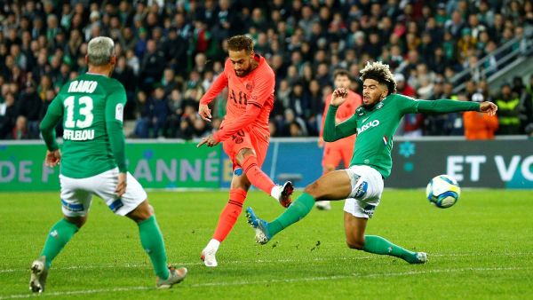 سان جيرمان يكتسح سانت إيتيان