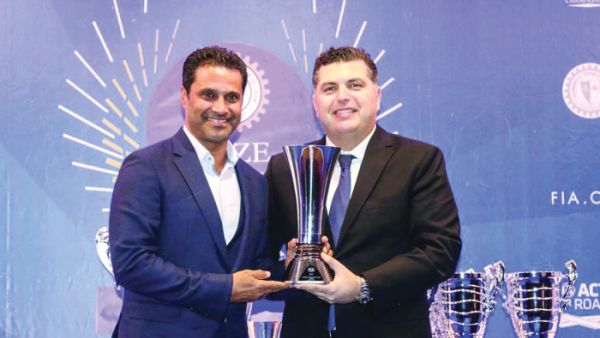 تكريم ناصر العطية