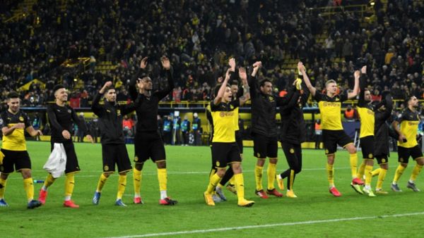 دورتموند الأقرب للتأهل وفقاً لفاتسكه