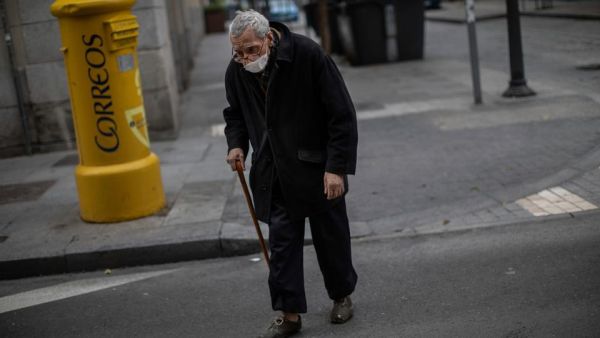  Governments' New Dilemma: Rescue the People or the Economy?