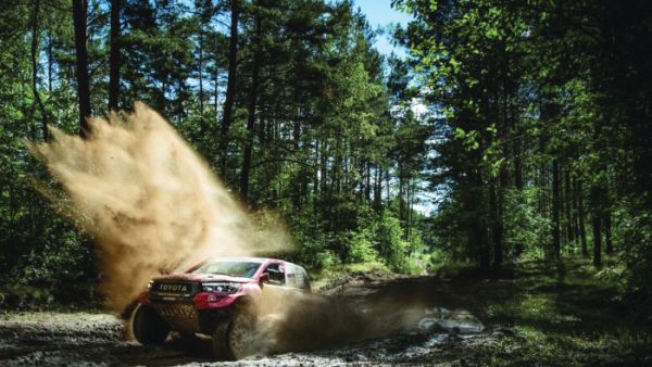 Technical issues trouble Al Attiyah after flourishing start to campaign