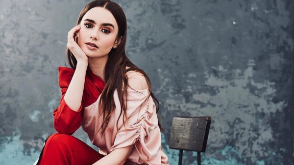 Lily Collins 